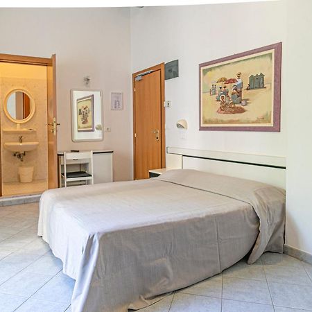 Hotel Royal Inn San Mauro Mare Exterior foto