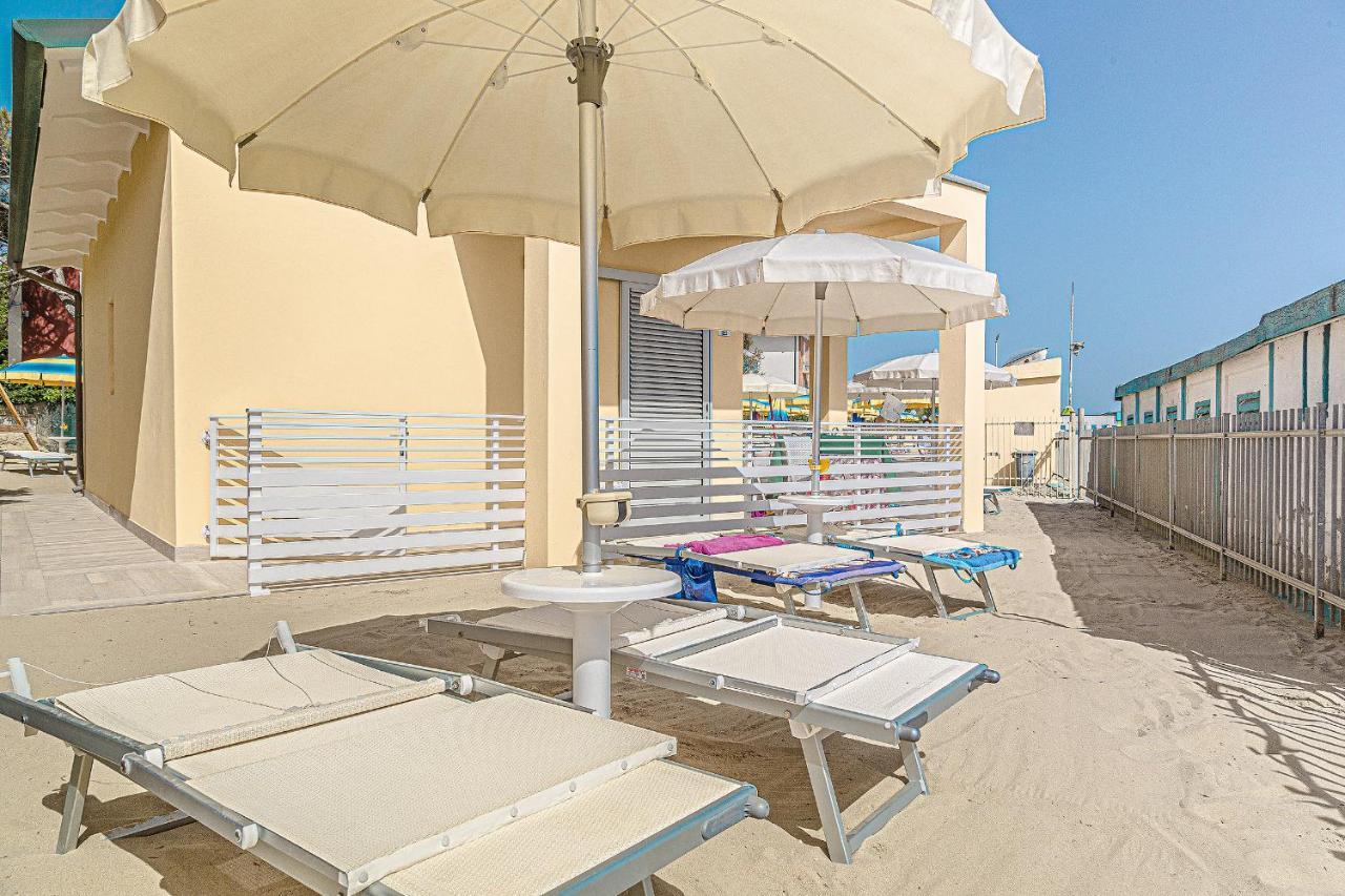 Hotel Royal Inn San Mauro Mare Exterior foto